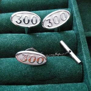 Silver color cuff links and tie tac set